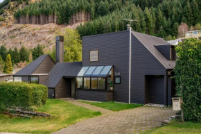 Sunshine Bay Lake Views, Queenstown